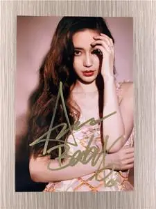 『冲冠』大陆明星angelababy杨颖亲笔签名照片11款定妆照热门经典