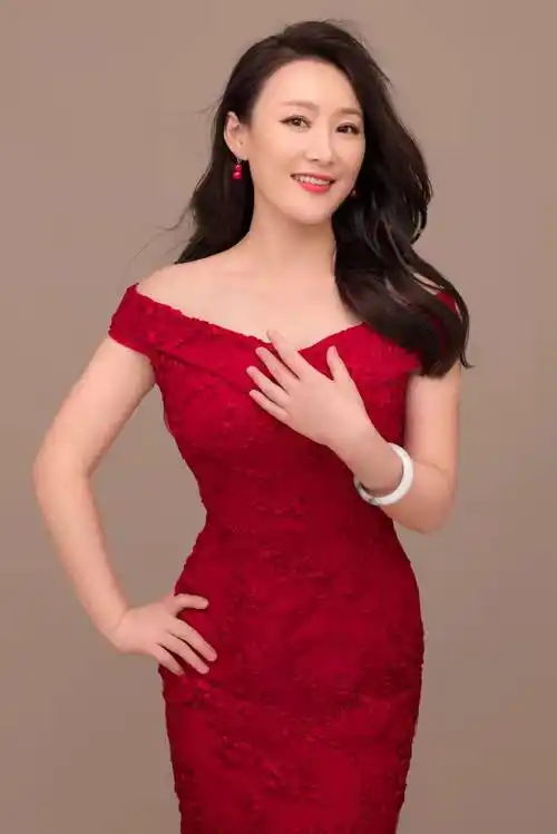 青年歌唱演员司小卉受邀参加央视合唱先锋