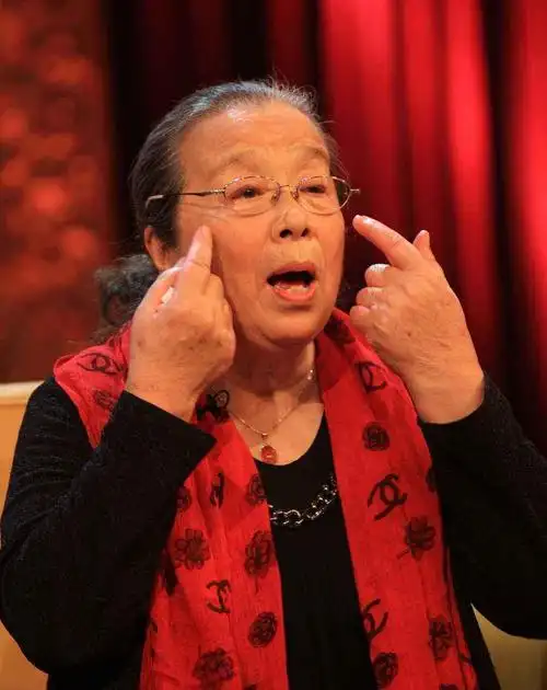 李明启(国家一级演员)_尚可名片