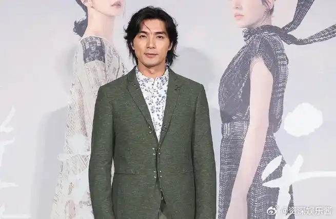 贺军翔家遭警方搜查