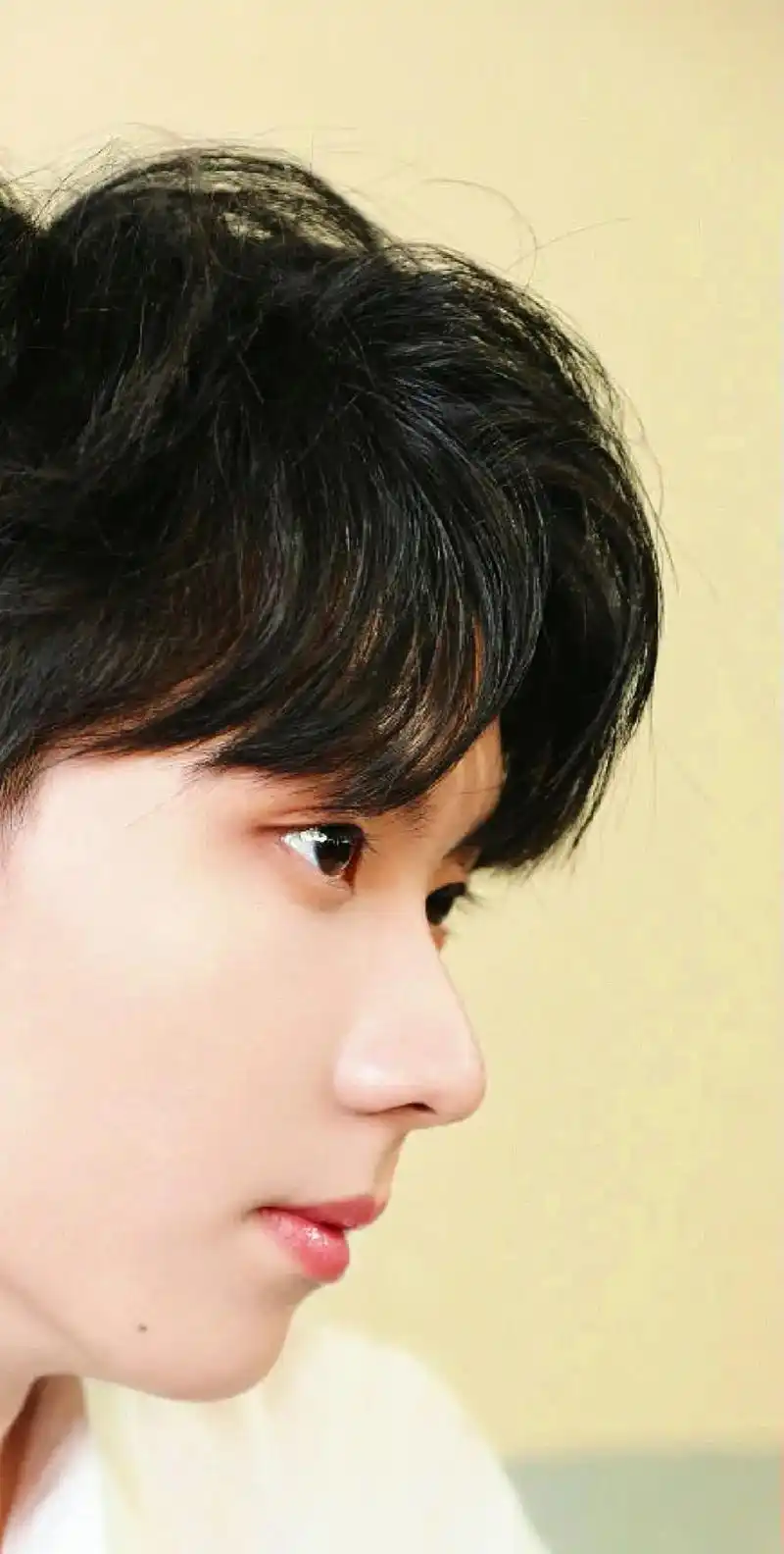 侧颜.#时代少年团 #时代少年团马嘉祺 #马嘉祺壁纸 #tn - 抖音