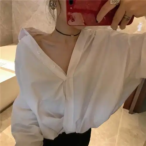 v领长袖漏锁骨白衬衫女宽松蝙蝠袖衬衣前后两穿
