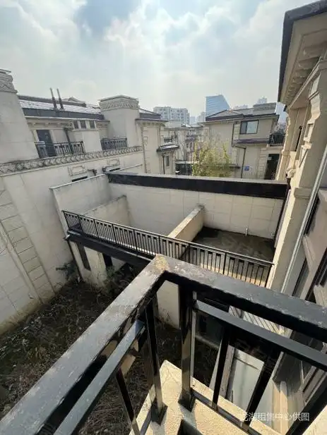 哪哪都好,龙湖原山(别墅)二手房,1200万,5室2厅,5卫,228平米-常州安居