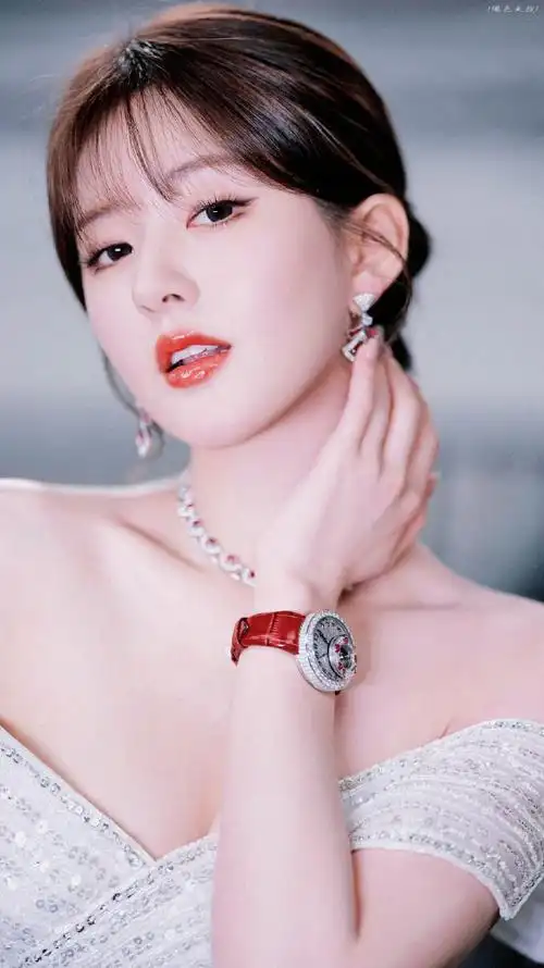 #赵露思好美##赵露思造型师换成闵塔鲨了#