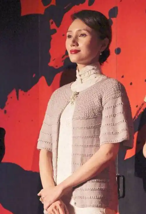 袁泉竟然穿旗袍,我惊呆了!