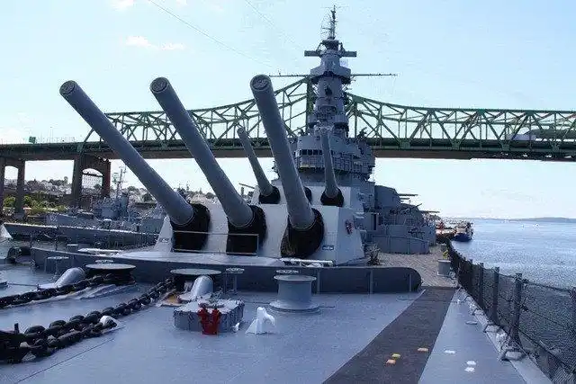 条约舰中的佼佼者,"小胖子"南达科他级战列舰的光辉岁月