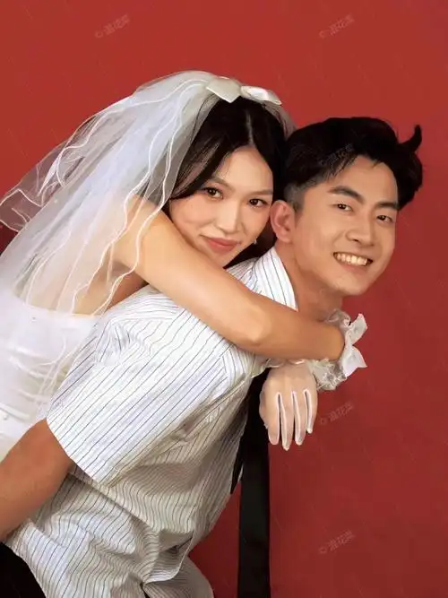 世界伟大我们只做渺小情人情侣婚纱照写真