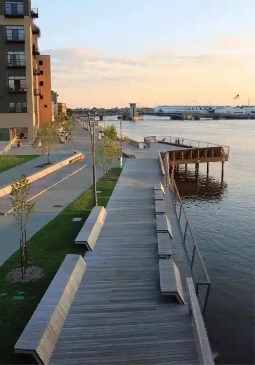 驳岸设计为水景增色