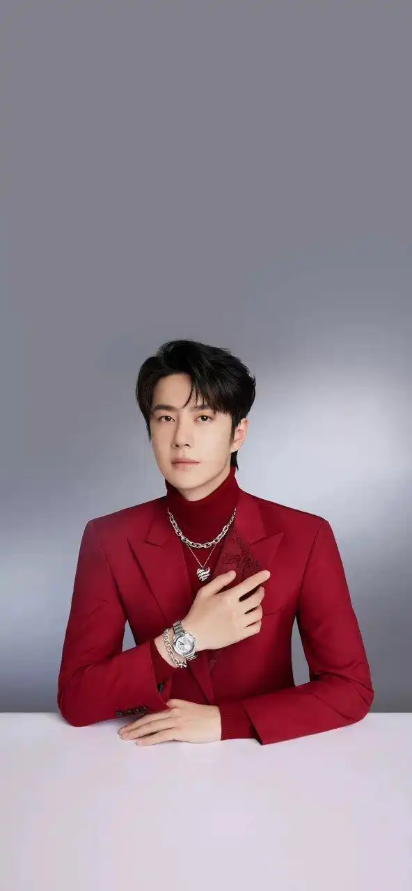 王一博#红衣博真的太帅了,喜气洋洋[比心]