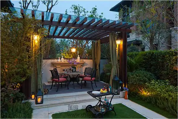 实景别墅小花园