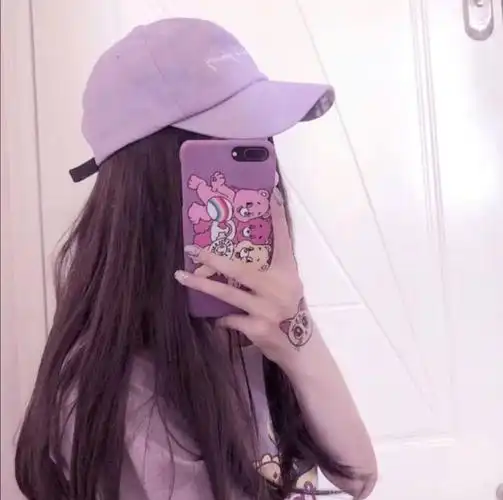 拿手机挡脸的女生图片来咯