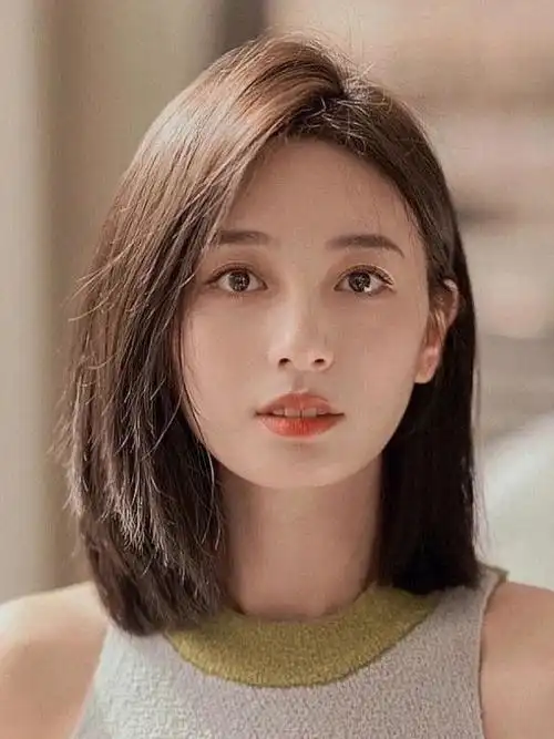 知性优雅又显女人味的锁骨发 经典永不过时