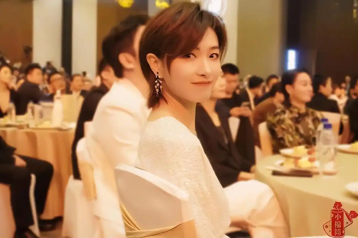 回顾不婚族万茜我这辈子正确的决定就是嫁给普通摄影师老公