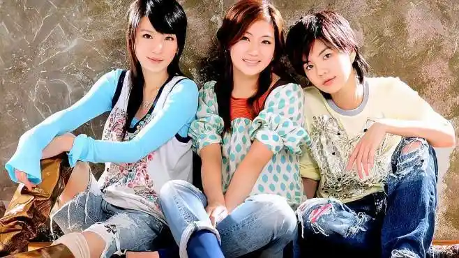 she《superstar》前奏一响起,多少8090后的美好回忆,太好听啦!