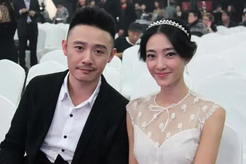 张博亮相中国旅游金榜坦言做演员很幸福