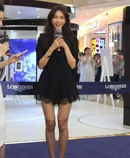 林志玲婚后大变样脸饱不自然身材倒保持的很好名媛气质消失