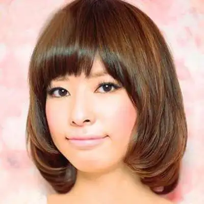 胖妹子圆脸短直发齐刘海发型设计这款胖妹子圆脸短直发齐刘海发型设计
