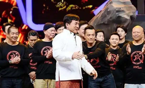 成龙徒弟沦为十八线演员,16年前的新"七小福",如今怎么样了?