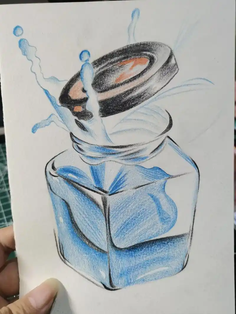 彩铅香水瓶.#一起学画画 #少儿美术教育 #零基础学画画 - 抖音