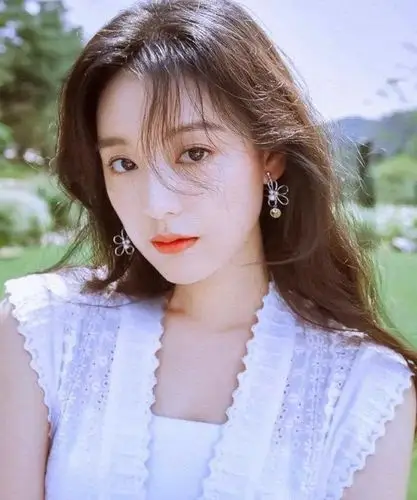 29岁金智媛清纯甜美精致优雅南韩神颜美得让人窒息