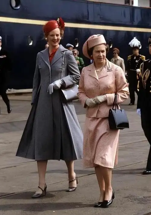 身高182,和英女王是表姐妹,84岁退位给不争气的儿子|玛丽|王位|英国