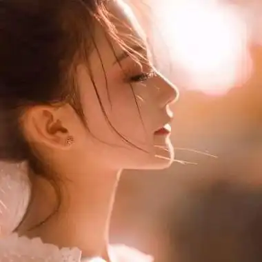 伤感侧脸女头女生头像