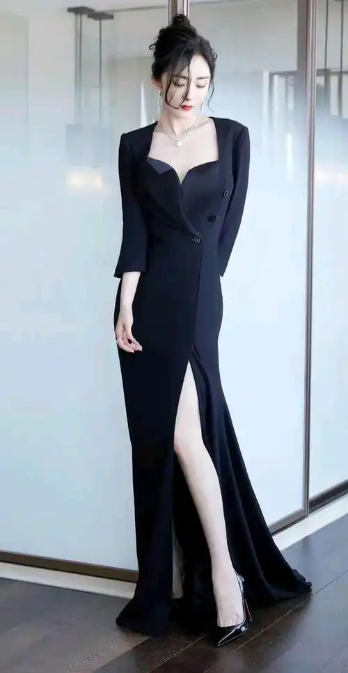 又纯又欲的杨幂,大长腿是真实的