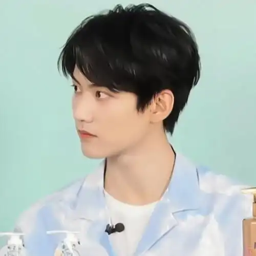 爱豆头像可二改周柯宇周柯宇可二改赞评论更多