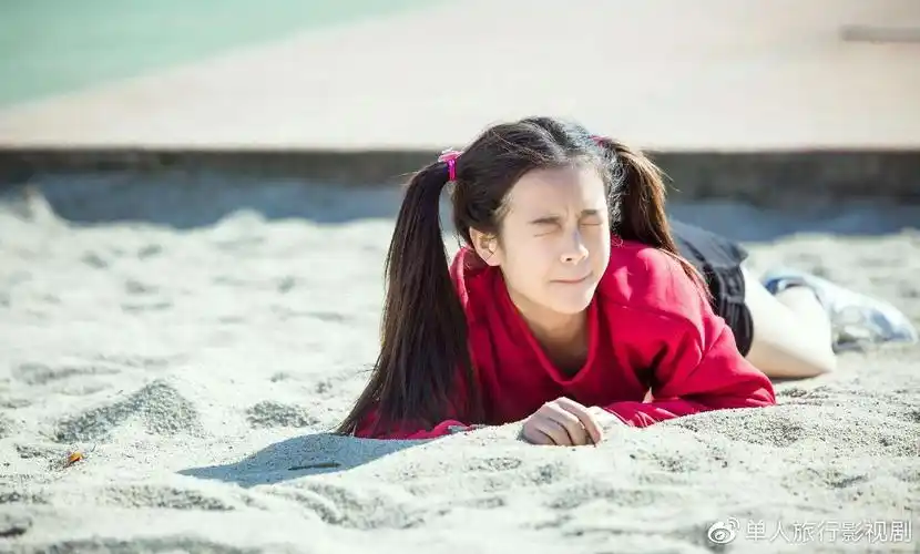 主要讲述了女主角小丸子非常的活泼灵动,但是却在一次意外的情况下