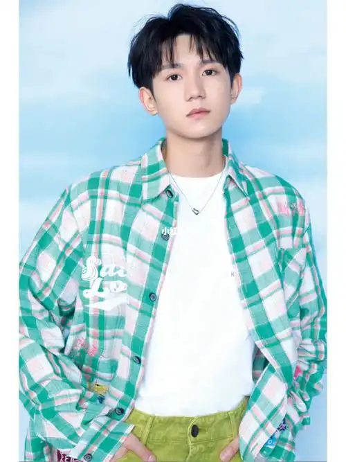 深圳男发王源同款凌乱微分