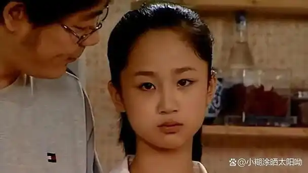 《家有儿女》中的穿帮镜头,连三岁小孩都骗不过,导演你别太离谱