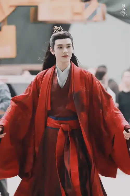 《山河令》温客行x周絮,红配绿剧照yyds_手机搜狐网