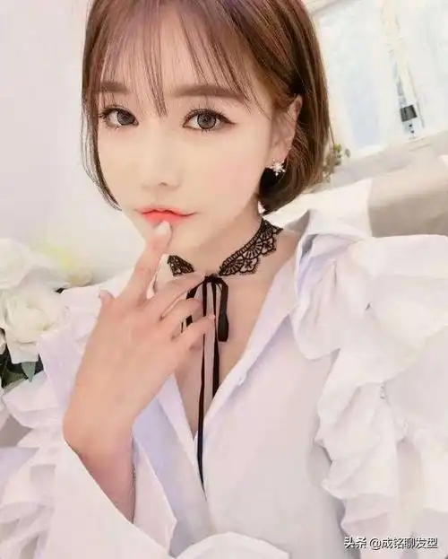 适合怎样的刘海脸大脸圆的女生适合什么发型另求推荐刘海修饰脸型学生