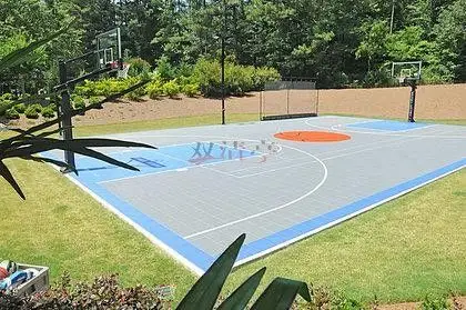 别墅家庭小型篮球场