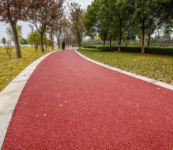 彩色沥青路面施工时防止色彩污染的措施