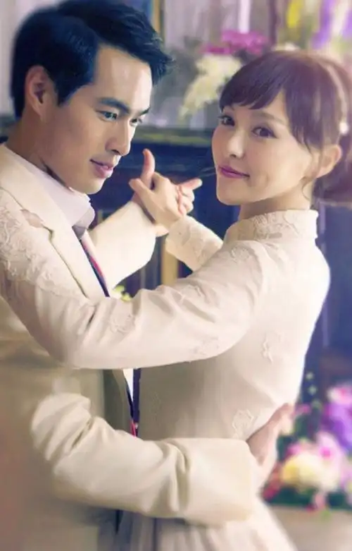 有些爱情是天生注定的.就像有些人是命中注定一样.是你的.