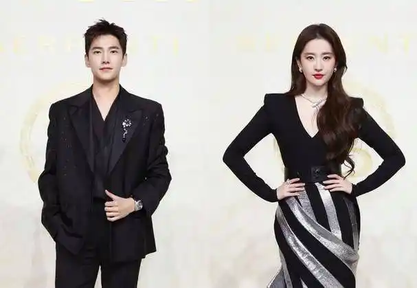 刘亦菲杨洋6年后同框拥抱引热议杨洋与导演沟通工作气氛融洽_外套