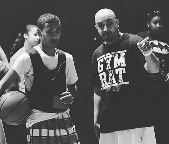 11岁男孩三节狂砍91分成全美高中最年轻3000分先生之一