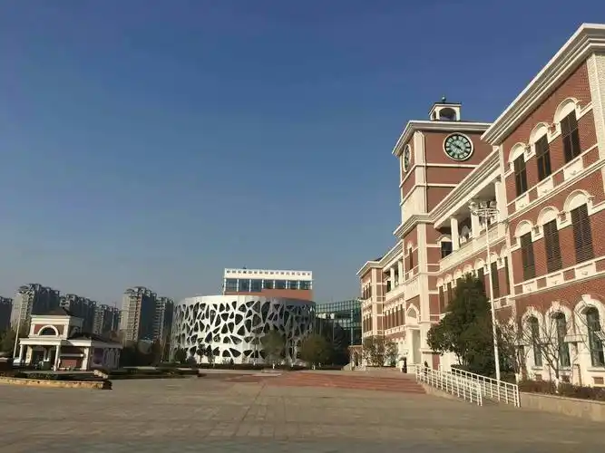 为了让每一朵花儿都美丽绽放---南通崇川学校跟岗学习新征程 赵延萍