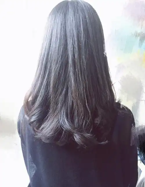 女生中长发背影图片大全心动了吗