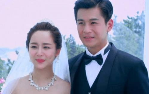 《大嫁风尚》由杨紫和乔振宇共同出演,他们在剧中有一个圆满的结局,那