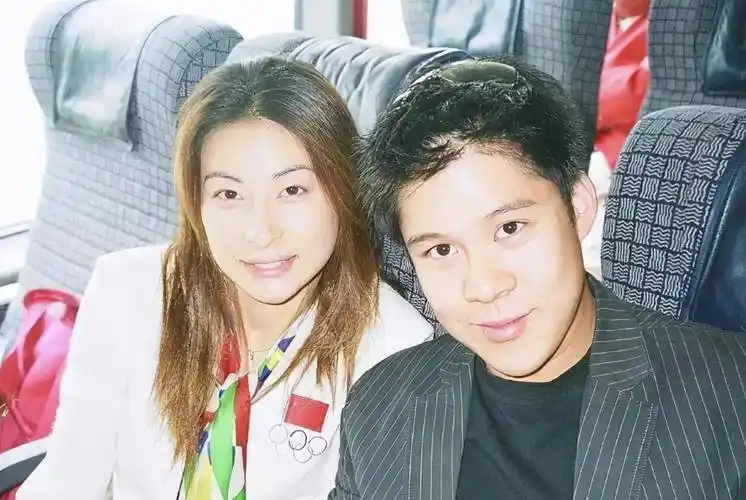 原创和郭晶晶确立关系仅1年霍启刚就身陷绯闻她却直言没有关系