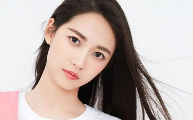 陈钰琪粉嫩甜美写真图片桌面壁纸