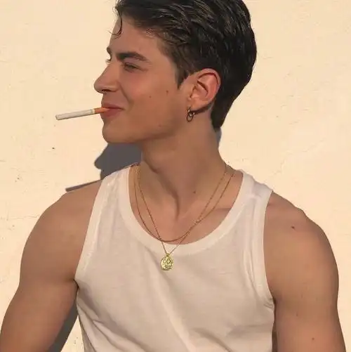 欧美头像男/wild boys/来自ins自截/swing!