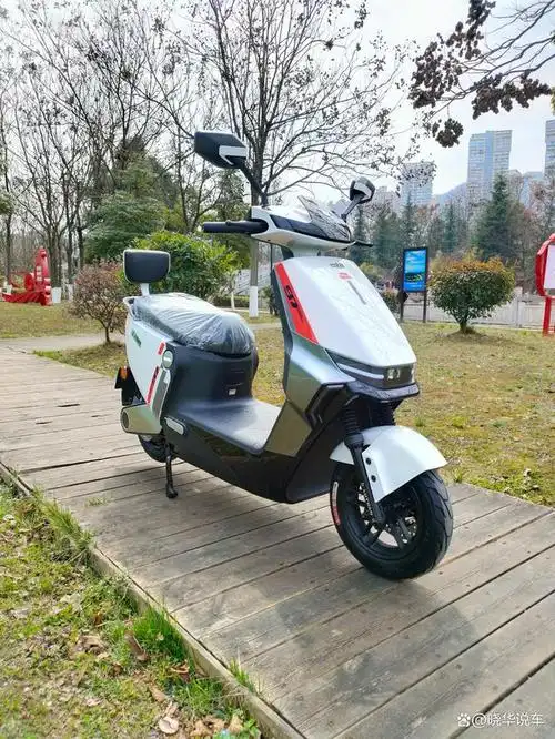 绿源全能旗舰电摩s70测评,3000元档超值的通勤买菜车 绿源电动车