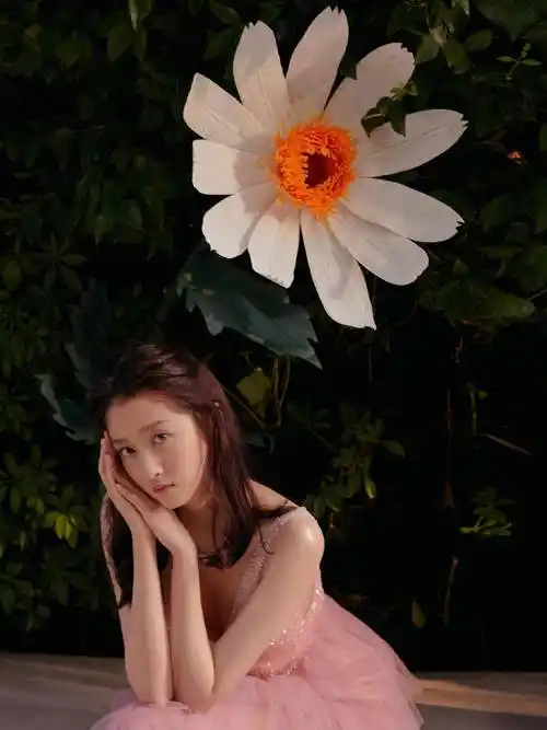 关晓彤终于穿对了!