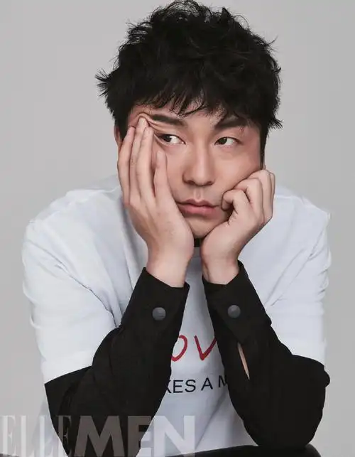 雷佳音睿士十月刊封面写真图片79