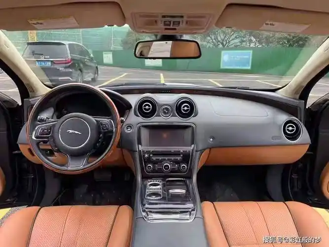 260万的捷豹xjl,英国皇室御用座驾,曾一车难求,现仅需0.4折