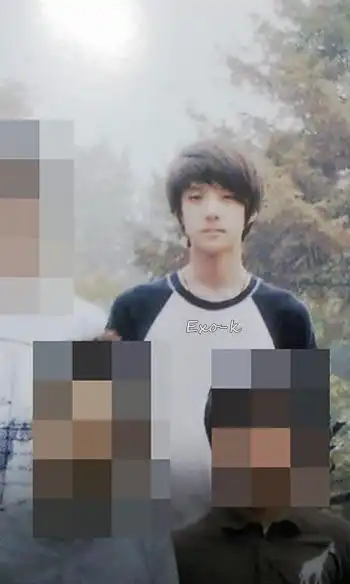 吴世勋小时候的照片.