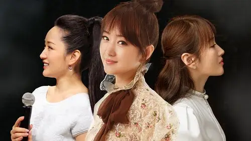 当杨钰莹不再是黑长直发型,丸子头或麻花辫,你认为她更适合哪款